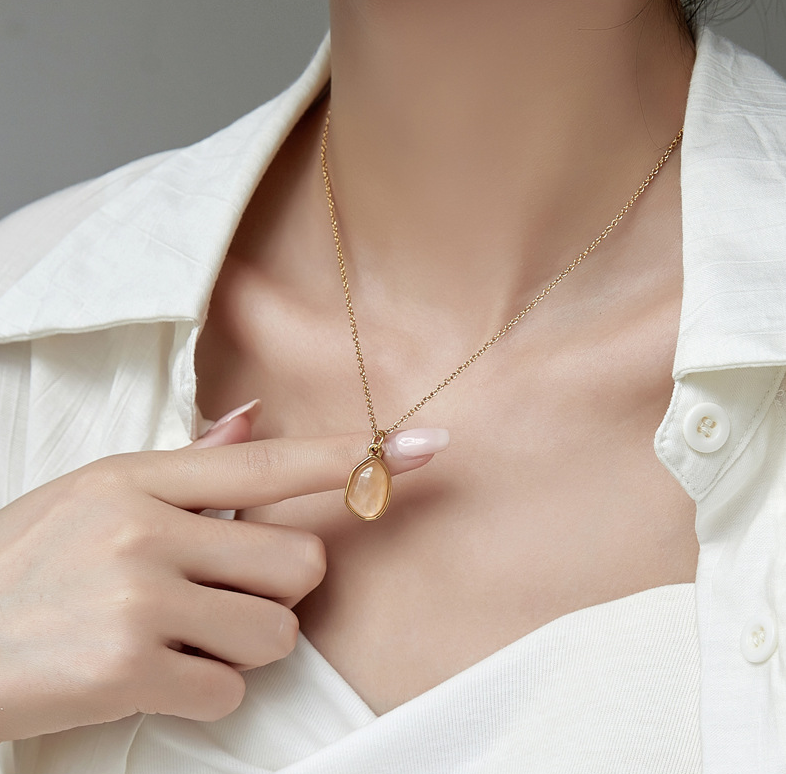Exquisite Gold Gemstone Jewelry