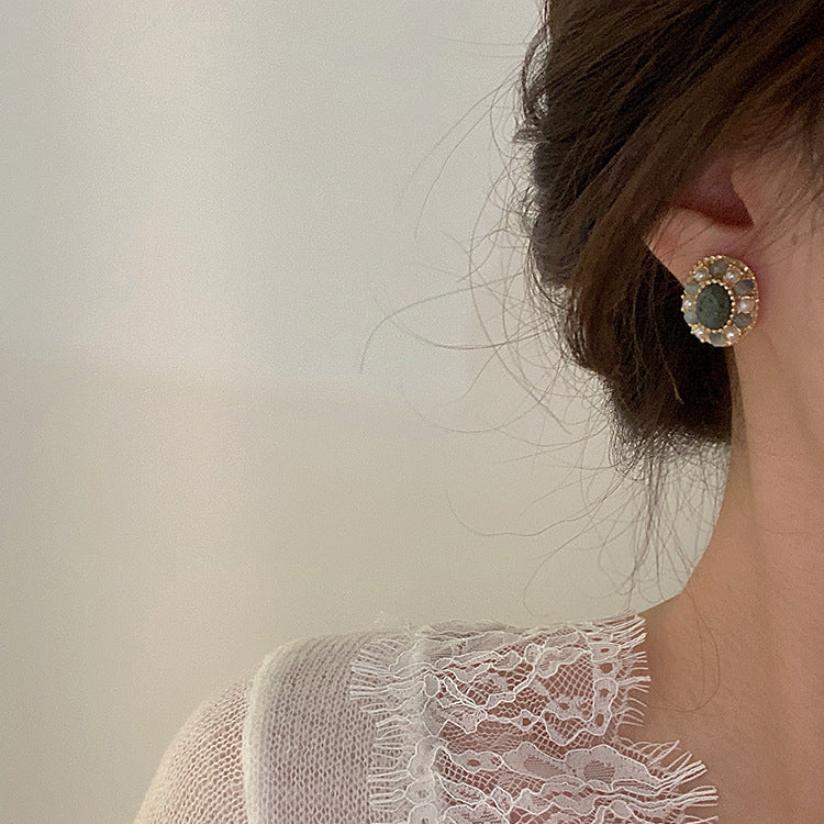 French Retro Pearl Stud Earrings