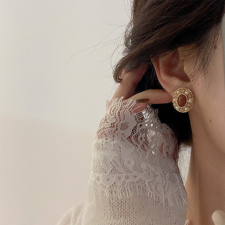French Retro Pearl Stud Earrings