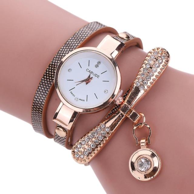 Casual Bracelet Watch With Rhinestones