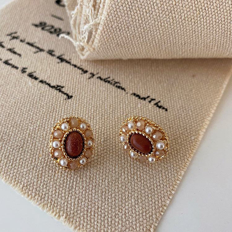 French Retro Pearl Stud Earrings